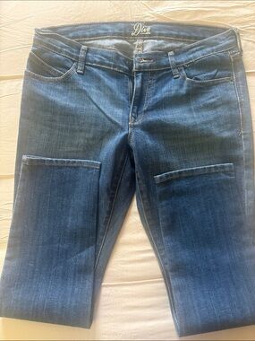 Old Navy Diva Women's Medium/Dark Blue Skinny Jeans
